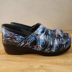Dansko Professional Abstract Waves Leather Slip On Shoes Clogs Womens 9.5 / 41